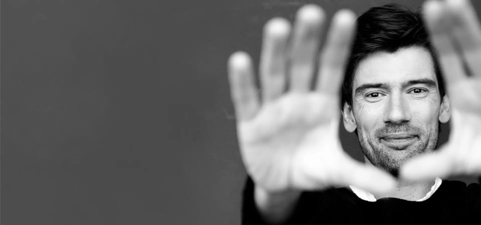 Антон Лаврентьев. Большой сольный концерт в клубе Урбан фото